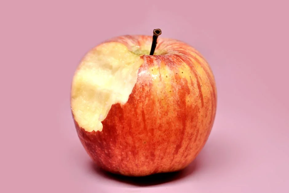 Apple Exposed: iPhone 17e and iPad Air M4 Rip Off South African Consumers — here's why — Economy Business