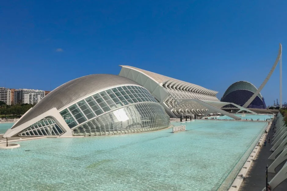 Asencio Returns to Valdebebas El Amid Economic Shifts — Economy Business