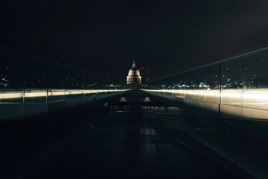 Chelsea's Project Confuses Paul Merson — What Does It Mean for Investors? — Economy Business