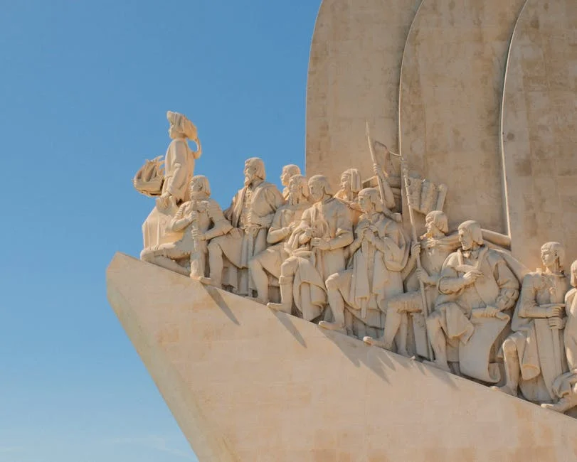 Lisboa Mayor Accepts 10,000 Euros in Aid for Living in Maia — Economy Business