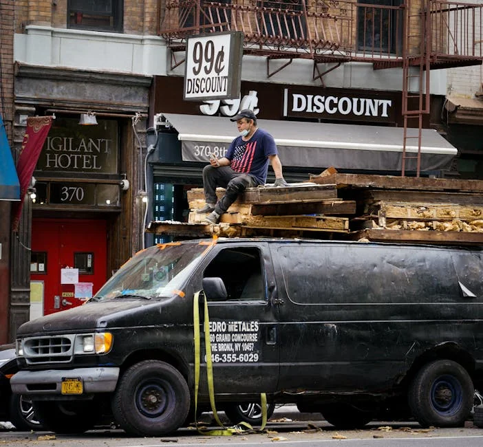 Pedro Sánchez Slams Alberto Fernández Over Economic Policies: What It Means for Leftist Unity — Economy Business