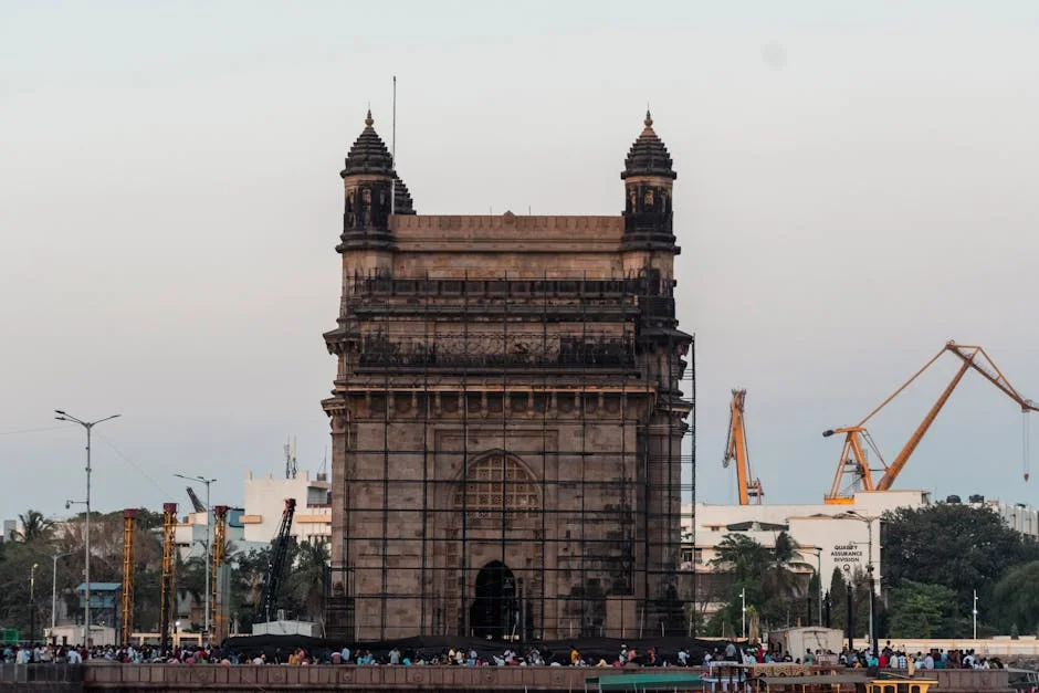 Ranveer's Movie Mix-Up Sparks Debate: Is That Pakistani Mall Really in Mumbai? — Culture Arts