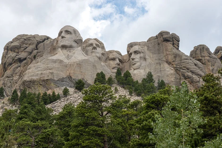 South Africa's President Remembers Zambujal as 'Unconventional Wit'