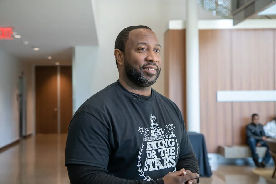 Yordan Alvarez Powers Three RBIs in Loss to Seattle — Economy Business